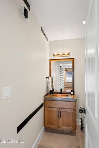 1531 E Rio Grande Avenue, El Paso, TX 79902