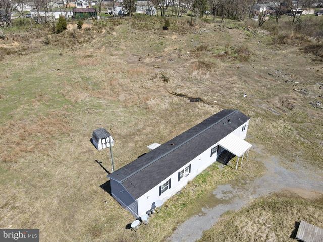 796 BERKELEY STATION RD, Martinsburg, WV 25404