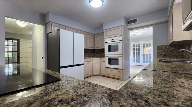 119 E Iris Avenue, Mcallen, TX 78501