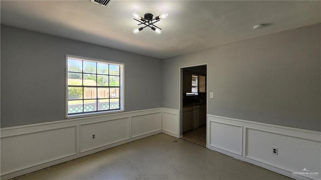 119 E Iris Avenue, Mcallen, TX 78501