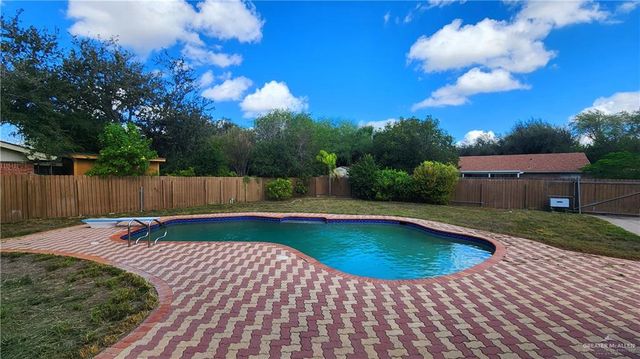 119 E Iris Avenue, Mcallen, TX 78501