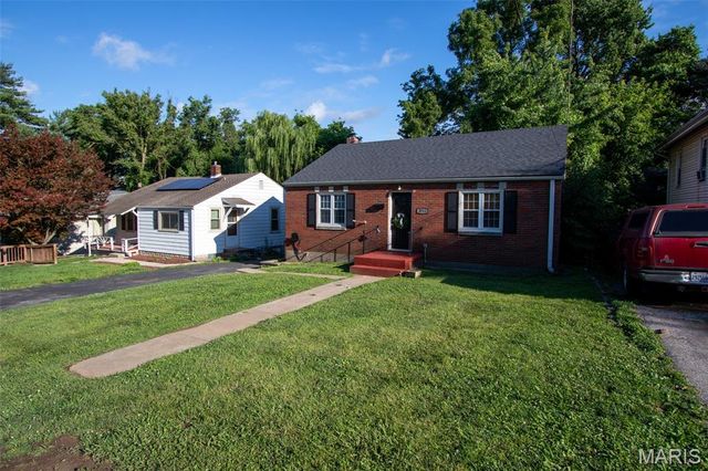 3711 Aberdeen Avenue, Alton, IL 62002