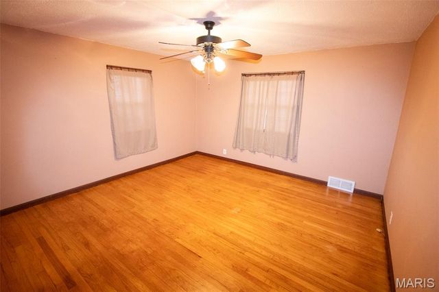 3711 Aberdeen Avenue, Alton, IL 62002