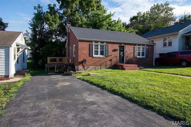 3711 Aberdeen Avenue, Alton, IL 62002
