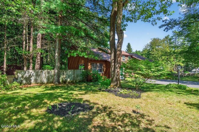 37 Pepperbush Place, Ballston Spa, NY 12020