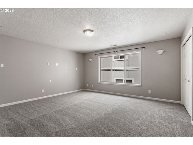 5245 Nw 133RD Ave, Portland, OR 97229