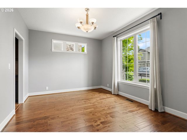 5245 Nw 133RD Ave, Portland, OR 97229