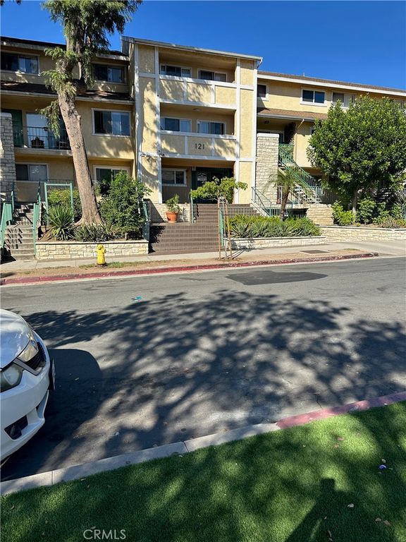121 Sinclair 122, Glendale, CA 91206 — exterior