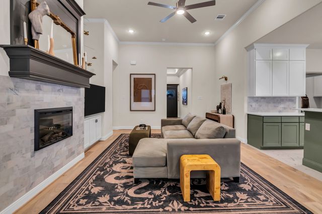 109 St Meena Court, Fort Worth, TX 76120