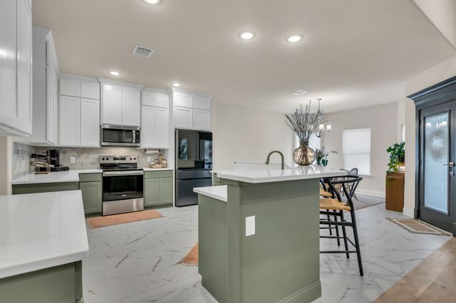 109 St Meena Court, Fort Worth, TX 76120