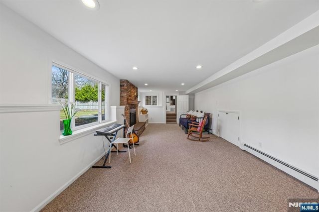 576 Thurnau Drive, River Vale, NJ 07675