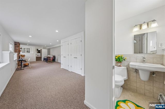 576 Thurnau Drive, River Vale, NJ 07675