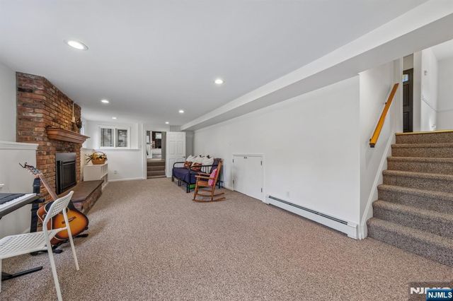 576 Thurnau Drive, River Vale, NJ 07675