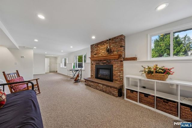 576 Thurnau Drive, River Vale, NJ 07675