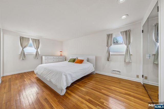 576 Thurnau Drive, River Vale, NJ 07675