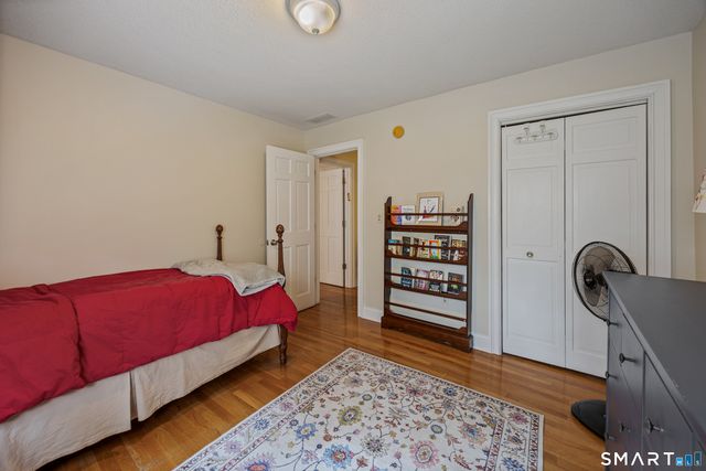 130 Fairhaven Drive, Middlebury, CT 06762
