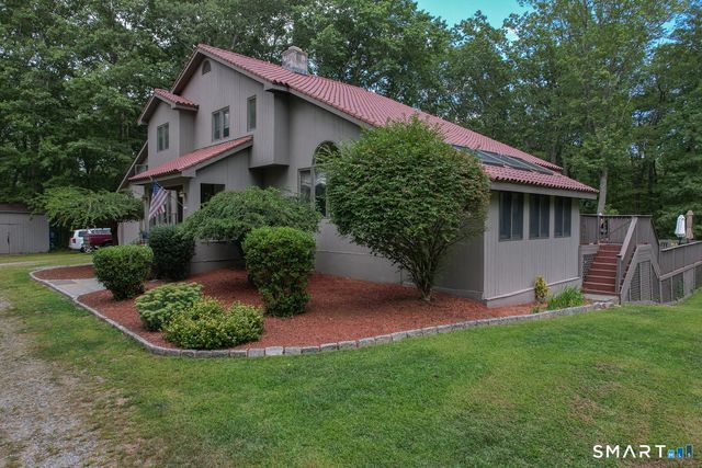 130 Fairhaven Drive, Middlebury, CT 06762