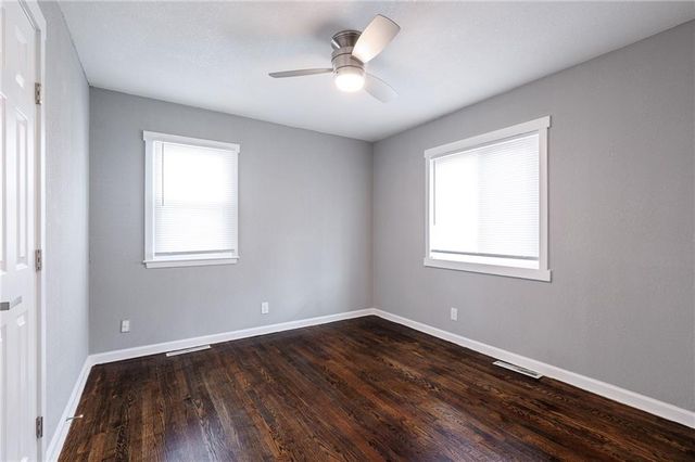 2507 S Arlington Avenue, Independence, MO 64052