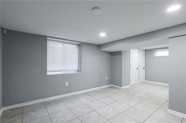 2507 S Arlington Avenue, Independence, MO 64052