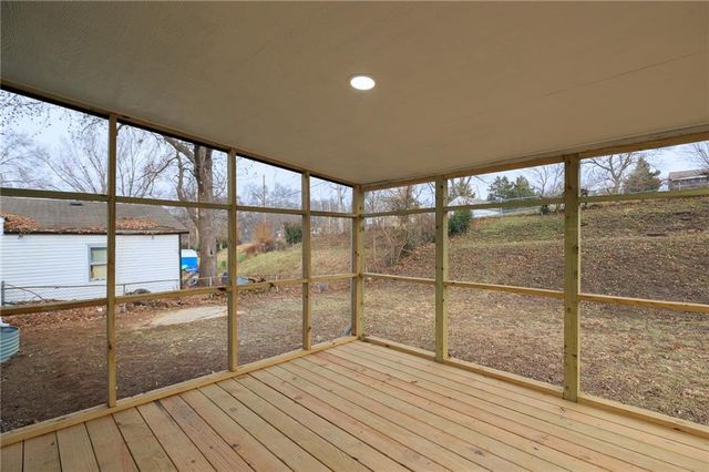 2507 S Arlington Avenue, Independence, MO 64052