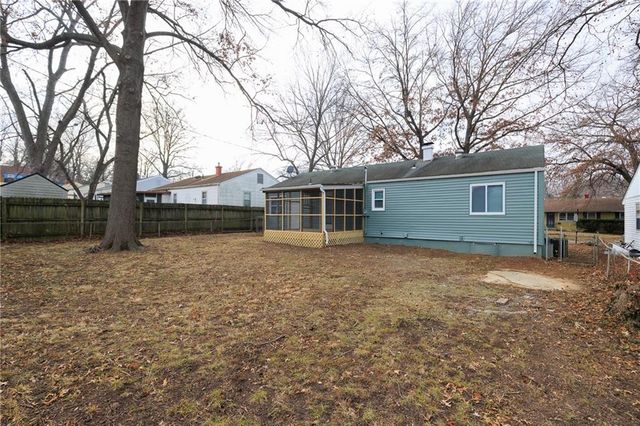 2507 S Arlington Avenue, Independence, MO 64052