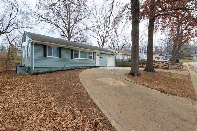 2507 S Arlington Avenue, Independence, MO 64052