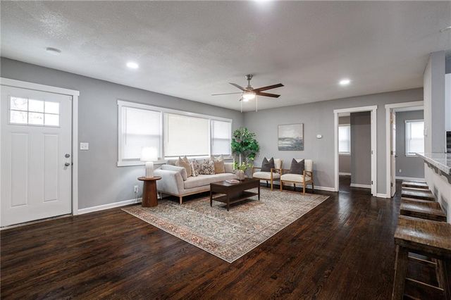 2507 S Arlington Avenue, Independence, MO 64052