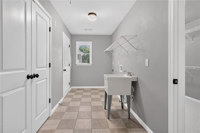 8225 Majors Glen Court, Cumming, GA 30041