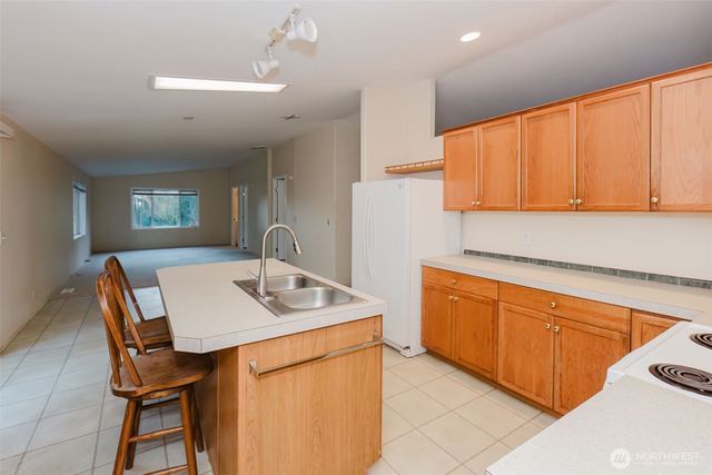 360 E Rasor Road, Belfair, WA 98528