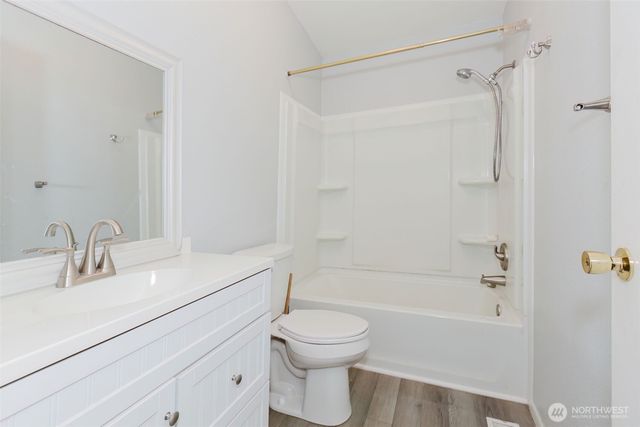 360 E Rasor Road, Belfair, WA 98528