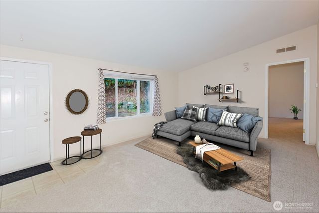 360 E Rasor Road, Belfair, WA 98528