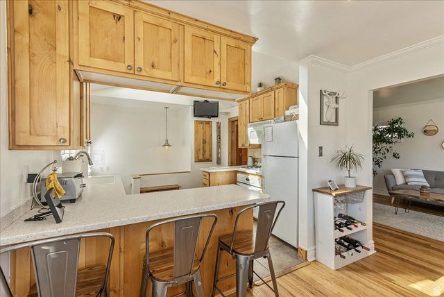 1532 E LANEBROOK LN, Salt Lake City, UT 84124