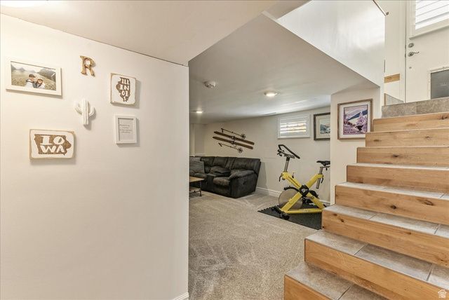 1532 E LANEBROOK LN, Salt Lake City, UT 84124