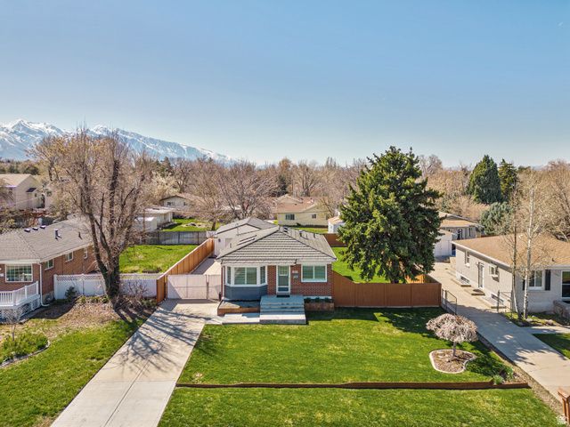 1532 E LANEBROOK LN, Salt Lake City, UT 84124