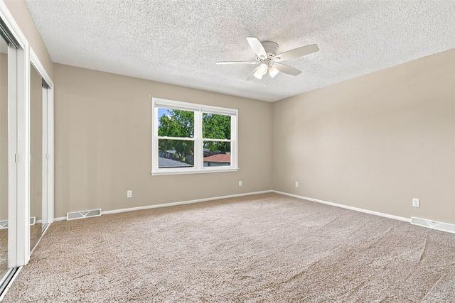 3165 25th Avenue, Marion, IA 52302