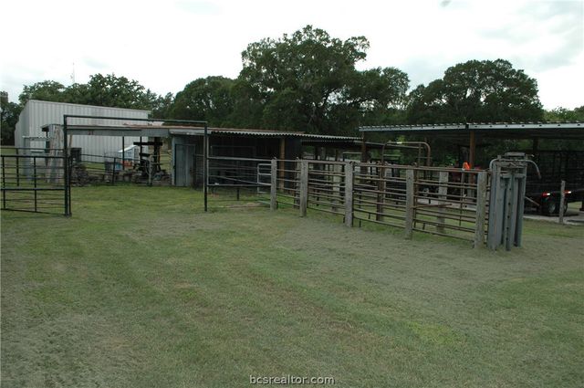 8025 State Highway 36 South S, Caldwell, TX 77836