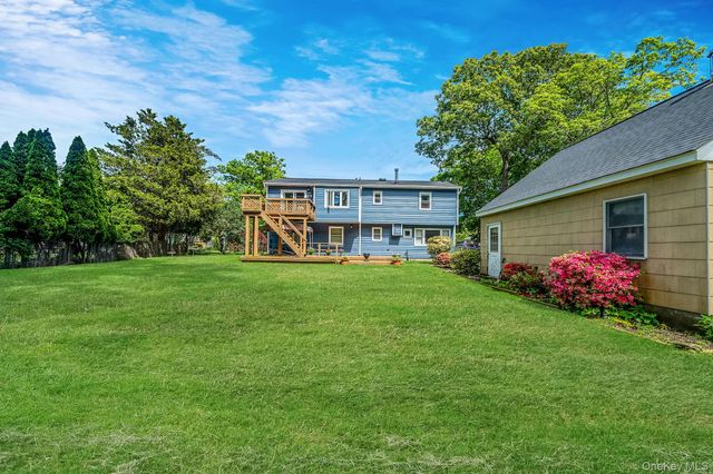 489 Carnation Drive, Shirley, NY 11967