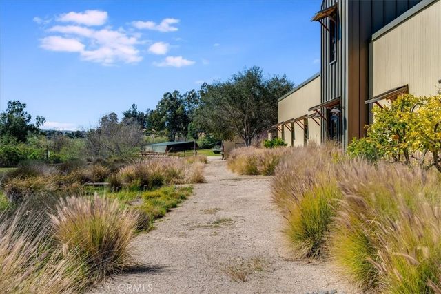 1604 Tiffany Ranch Road, Arroyo Grande, CA 93420