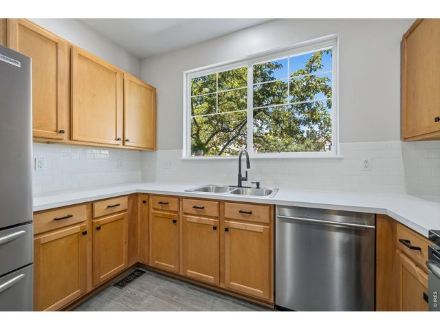3115 New Castle Dr, Loveland, CO 80538