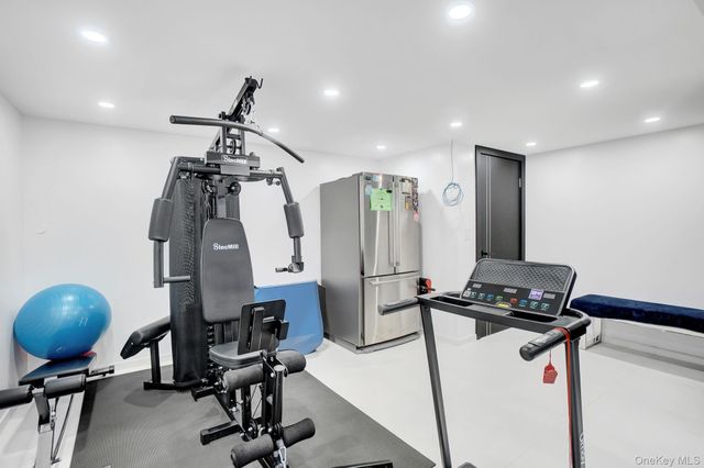 219-06 67 Avenue 1, Bayside, NY 11364