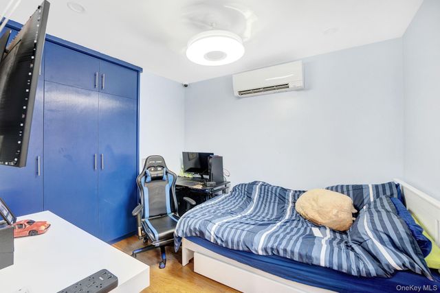 219-06 67 Avenue 1, Bayside, NY 11364