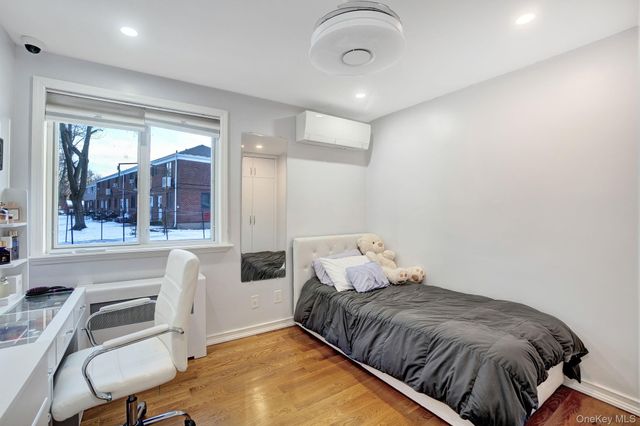 219-06 67 Avenue 1, Bayside, NY 11364