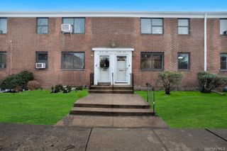 219-06 67 Avenue 1, Bayside, NY 11364