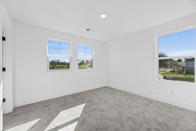 233 Rose Hannah Dr, Gallatin, TN 37066