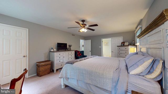81 FLYATT RD, Shamong, NJ 08088