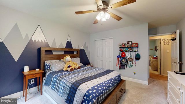 81 FLYATT RD, Shamong, NJ 08088