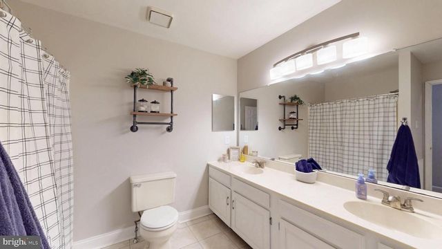81 FLYATT RD, Shamong, NJ 08088
