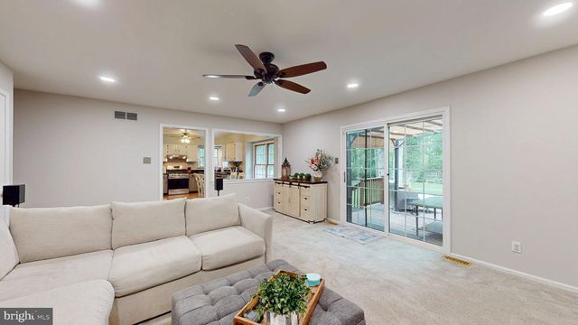 81 FLYATT RD, Shamong, NJ 08088