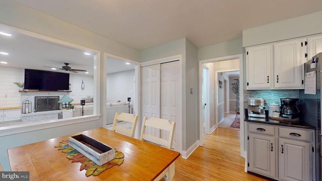 81 FLYATT RD, Shamong, NJ 08088