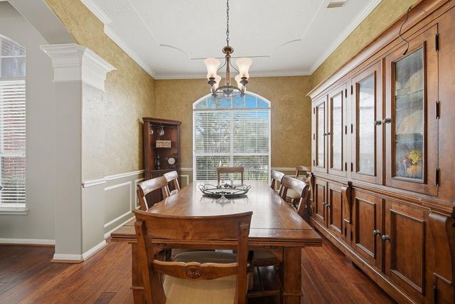 1601 Orlando Street, Friendswood, TX 77546